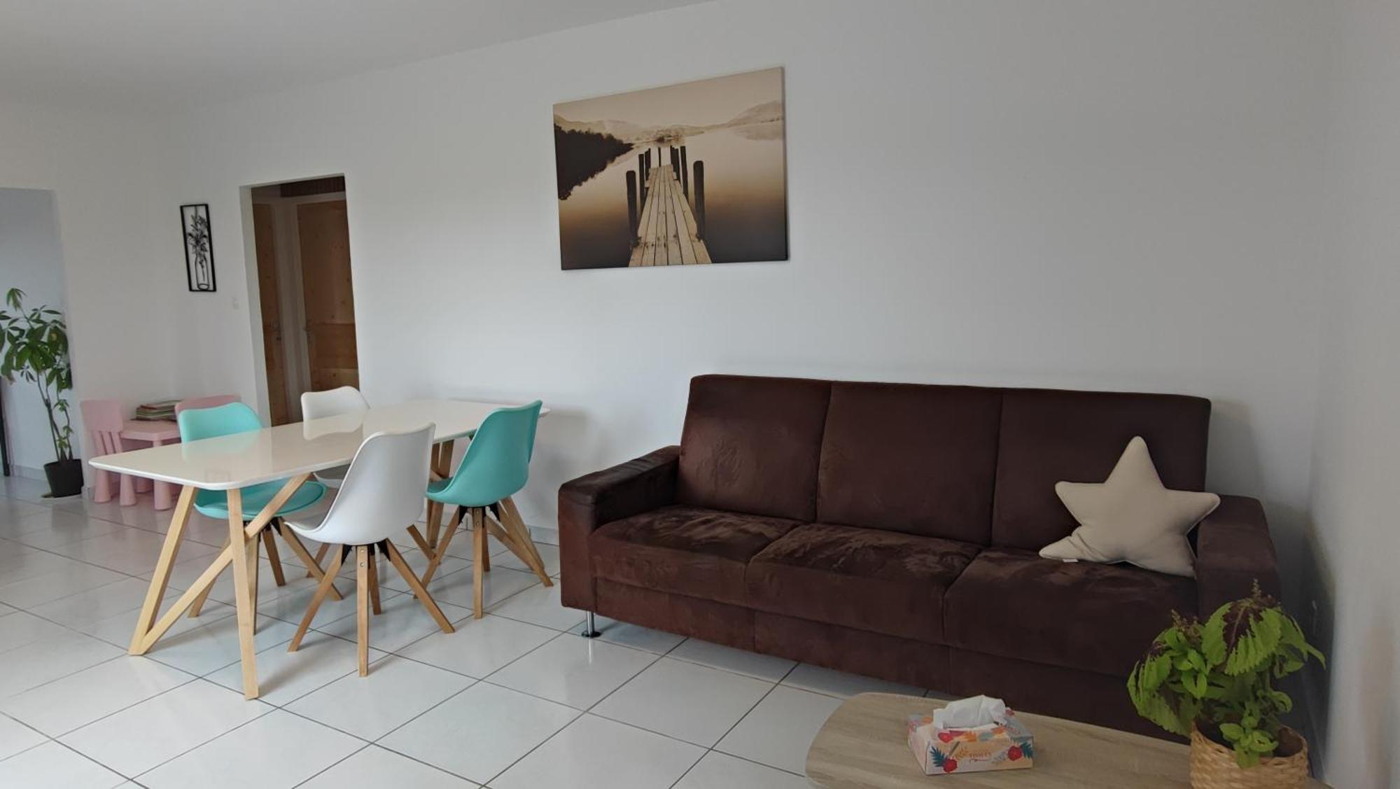 Appartement Cosy Uchaud Екстериор снимка